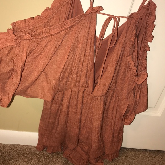 Rusty romper. - Picture 2 of 3